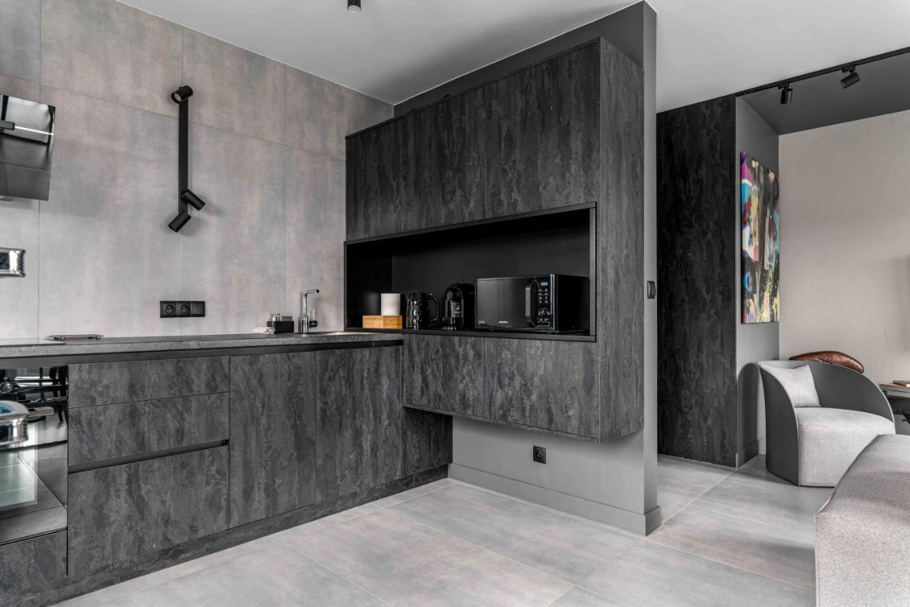 Niegaleria Apartament Вроцлав Экстерьер фото